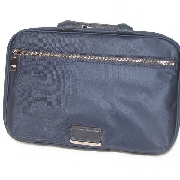 NEW! TUMI Voyageur Madeline Cosmetic Bag Toiletry Travel Bag Indigo - Picture 5 of 9